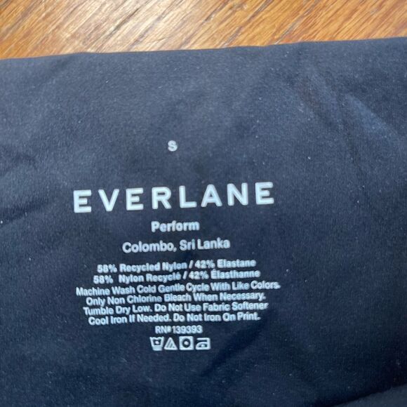 Everlane The Perform Bike Short in Black Size Small - Picture 4 of 7
